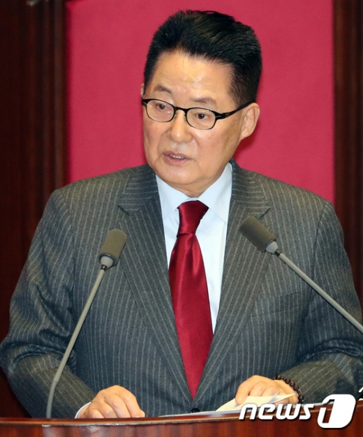 미래통합당이 야당몫 국회부의장 후보를 추천하지 않겠다고 밝히면서 국회 정보위원장 선출과 박지원 국정원장 후보자 인사청문회도 제동이 걸렸다. 사진은 박지원 국정원장 후보자. /사진=뉴스1