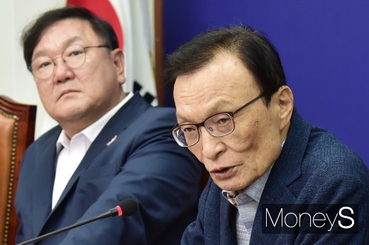 [머니S포토] 이해찬, 