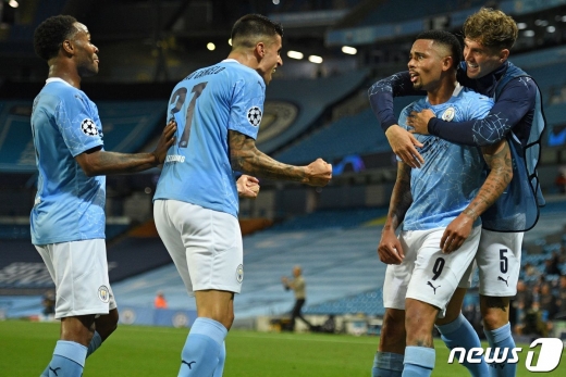 잉글랜드 프리미어리그(EPL) 속한 팀 중 유일하게 유럽축구연맹(UEFA) 챔피언스리그 8강에 오른 맨체스터 시티. © AFP=뉴스1