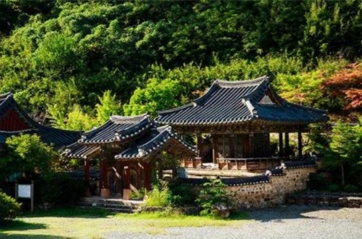 보물 재2078호 '의성 고운사 연수전'.(문화재청 제공)© 뉴스1