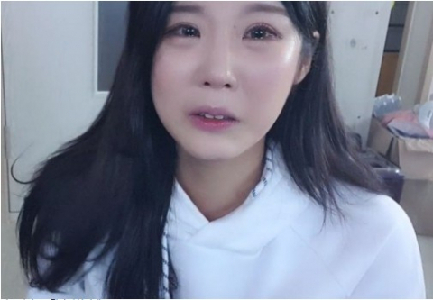 지난달 31일 방송된 KBS Joy '무엇이든 물어보살'에서는 덕자가 등장했다. /사진=덕자 유튜브 캡처  