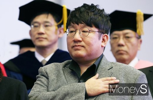 빅히트 엔터테인먼트가 지코 소속사 KOZ엔터테인먼트 인수설에 휩싸였다. /사진=임한별 기자