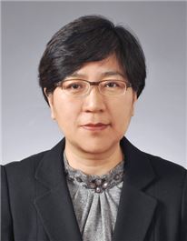 정은경 질병관리본부장(56)이 질병관리청 초대 청장 자리에 임명됐다. /사진=청와대 제공  