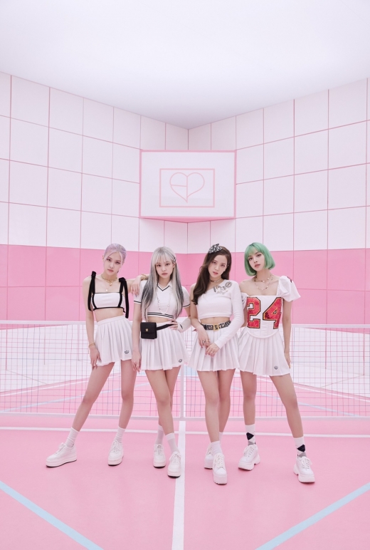 그룹 '블랙핑크'의 신곡 '아이스크림'이 빌보드 핫100 차트 13위에 올랐다. /사진=YG엔터테인먼트 제공