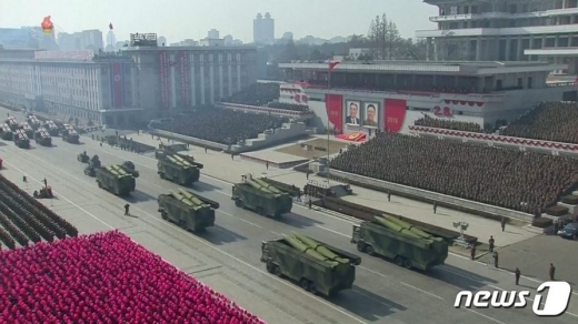 북한이 지난 건군절(인민군 창건일) 기념 열병식에서 공개한 신형 단거리탄도미사일(SRBM) /사진=조선중앙TV 캡처