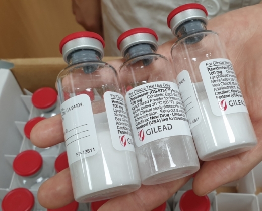 미국 식품의약국(FDA)이 길리어드의 '렘데시비르'를 신종 코로나바이러스 감염증(코로나19) 치료제로 공식 승인했다./사진=서울대병원