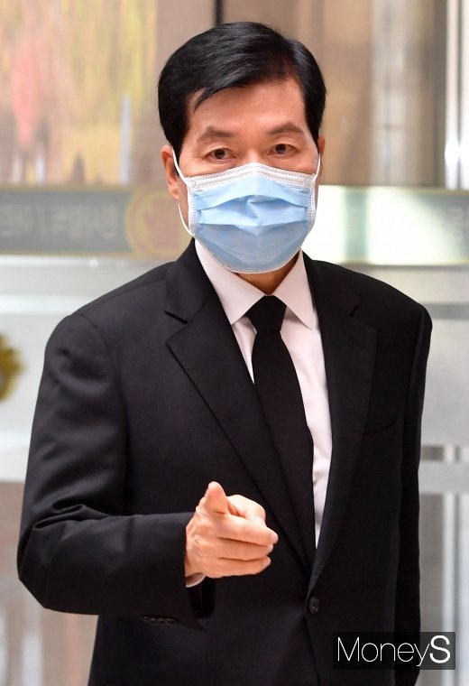 [머니S포토] 고 이건희 회장 빈소 찾은 김태한 삼성바이오로직스 사장