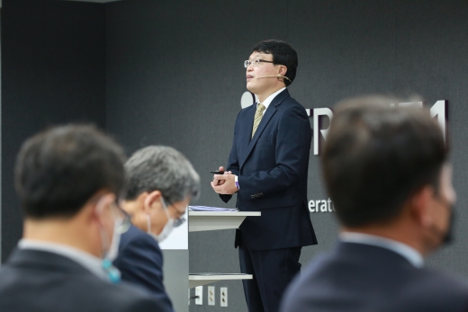 최양호 한양대학교 교수는 27일 보험연구원의 '실손의료보험 제도 개선' 온라인 공청회에서 실손의료보험 차등제 도입이 필요하다고 설명했다./사진=보험연구원