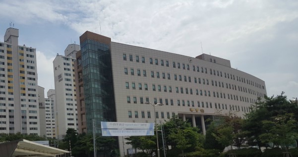 / 동남보건대학교 전경.