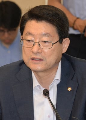 정희수 보험연수원장이 생명보험협회장으로 내정되며 차기 보험연수원장에 대한 관심이 커지고 있다./사진=뉴시스 