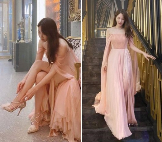 배우 이지아가 롱 드레스를 입고 여신 자태를 뽐냈다. /사진=이지아 인스타그램