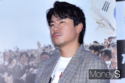 배우 이시언이 5년간 몸담은 MBC 예능 ‘나 혼자 산다’에서 하차한다. /사진=장동규 기자