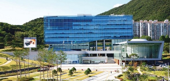 경기 광주시 학교 밖 청소년지원센터는 최근 열린 ‘2020년 경기도 학교 밖 청소년지원 사업 보고대회’에서 8개 부문의 상을 수상했다고 15일 밝혔다. / 사진제공=경기 광주시