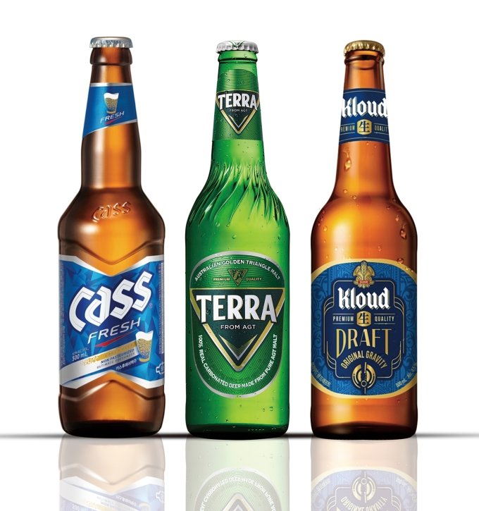 국내 맥주업계가 원료 및 제조공법을 바꿔 다변화에 나섰다. (왼쪽부터)오비맥주 '카스', 하이트진로 '테라, 롯데칠성음료 '클라우스 생' 드래프트. /사진=각사 