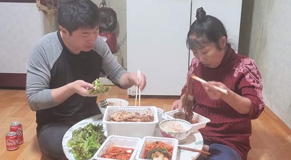 유튜버 다정한 부부. /사진=다정한 부부 채널 캡처