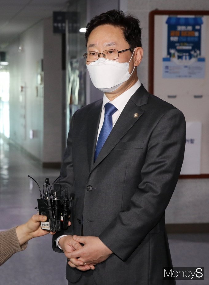 [머니S포토] 박범계 '윤석열 총장·검찰 관계…