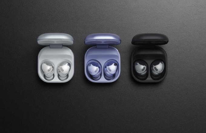 삼성전자가 '갤럭시 버즈 프로(Galaxy Buds Pro)'를 삼성 갤럭시 언팩 2021에서 공개하고 15일 국내에 출시한다. /사진제공=삼성전자