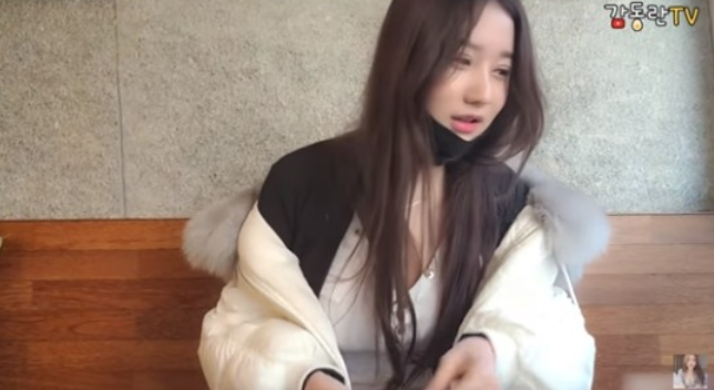 BJ감동란에게 성회롱적인 뒷담화를 해 논란이 된 식당의 사장이 자필 사과문을 게재했다. /사진=유튜브 캡처