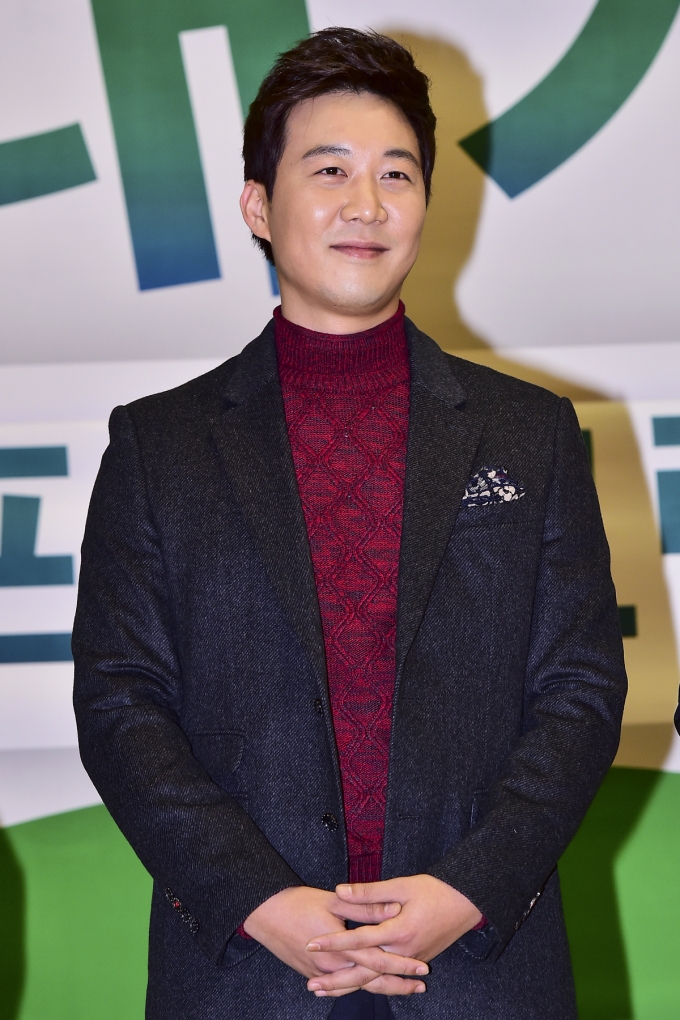 KBS를 퇴사한 도경완 아나운서가 '노래가 좋다' 하차 소감을 전하며 울컥하는 모습을 보였다. /사진=뉴스1