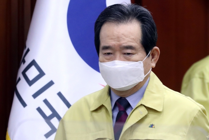 정세균 국무총리가 국민의힘이 내부 문건을 통해 정부에 '성폭행' 프레임을 씌우기 위한 전략을 계획한 것에 대해 비판했다. /사진=뉴스1