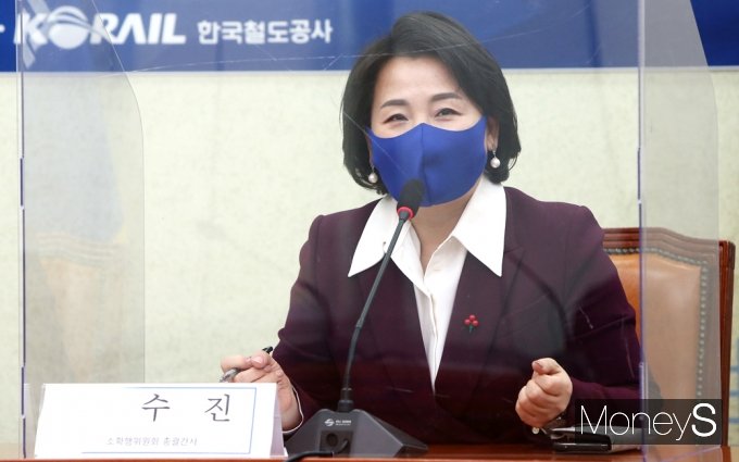 [머니S포토] 소확행위, 발언하는 이수진 의원