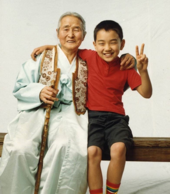 추석 특선으로 방송된 영화 '집으로'에 대한 관심이 뜨겁다. /사진=네이버 영화 