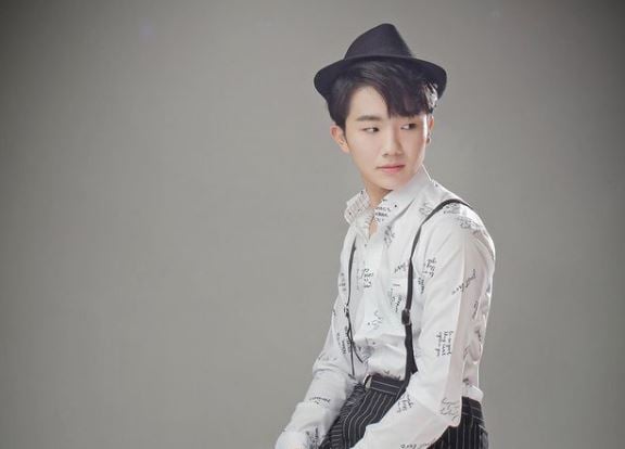 트로트가수 남승민이 아역배우 출신이라고 밝혀 화제를 모았다. /사진=남승민 인스타그램