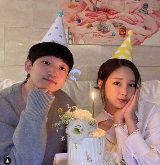 웹툰 ‘여신강림’의 야옹이 작가가 싱글맘임을 고백했다. /사진=야옹이 작가 인스타그램