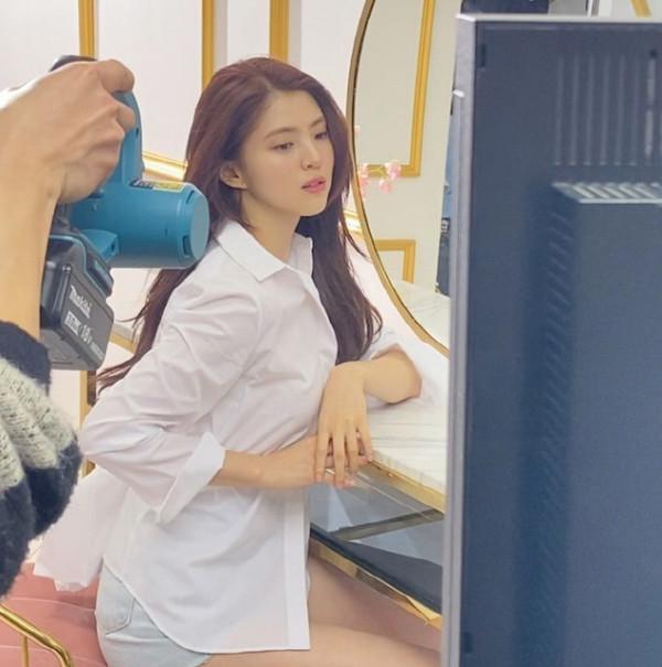 배우 한소희의 무보정 영상이 눈길을 끈다./사진=한소희 인스타그램