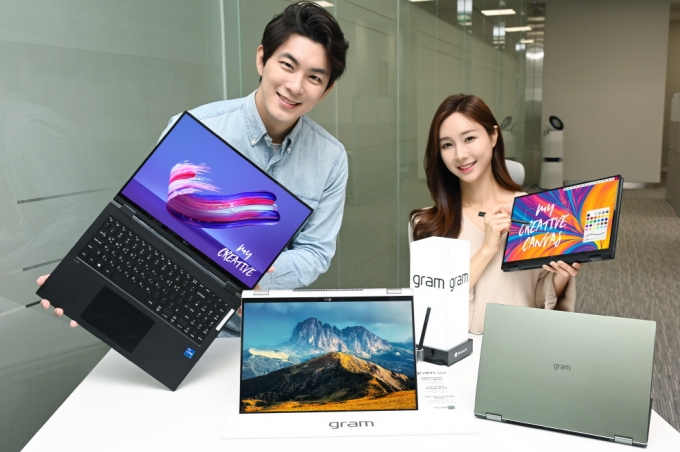 LG전자가 2월 출시한 16인치 대화면 투인원 노트북 'LG 그램 360' /사진=LG전자