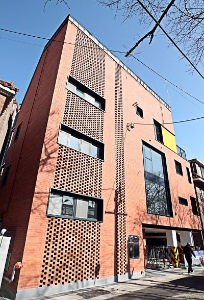 서울 동작구가 치매 및 노인성 질환 어르신들의 전문적인 돌봄서비스를 제공하는 ‘신대방1동 구립데이케어센터’(신대방1길 18)를 3월 중순 완공 예정이라고 3일 밝혔다. 사진은 신대방데이케어센터 전경./사진제공=동작구