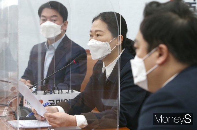 [머니S포토] 국민의당 81차 최고위, 발언하는 '권은희'