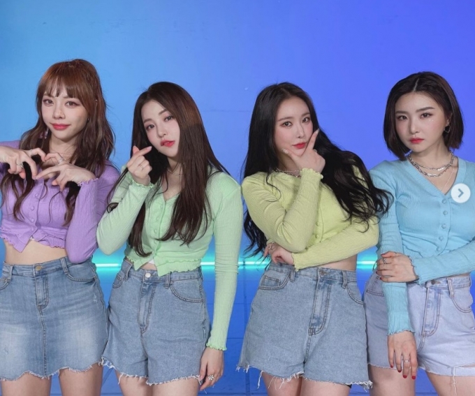 브레이브 걸스가 소원이었던 '전참시' 출연을 확정했다. /사진=인스타그램 캡처