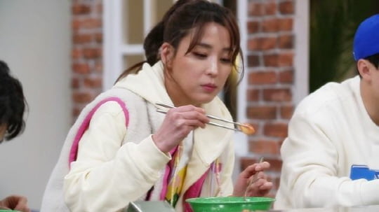 배우 한고은이 백종원을 결혼하고 싶은 남자 1순위로 꼽아 이목이 집중됐다. /사진=맛남의 광장 제공