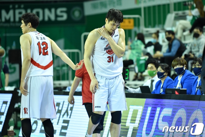 울산 현대모비스의 2020-21 현대모비스 프로농구 우승이 좌절됐다.(KBL 제공) © 뉴스1