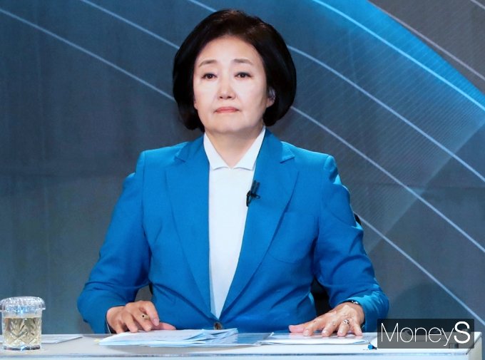 [머니S포토] 박영선, 선거전 마지막 토론회