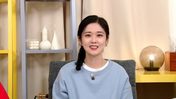 장나라가 가수 활동을 그만둔 진짜 이유를 털어놓는다. /사진=옥문아 제공