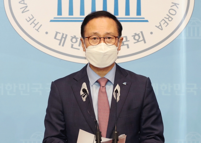 홍영표 더불어민주당 당대표 후보가 내년 대선 승리를 위해서는 분열을 경계해야 한다고 주장했다. /사진=오대일 뉴스1 기자