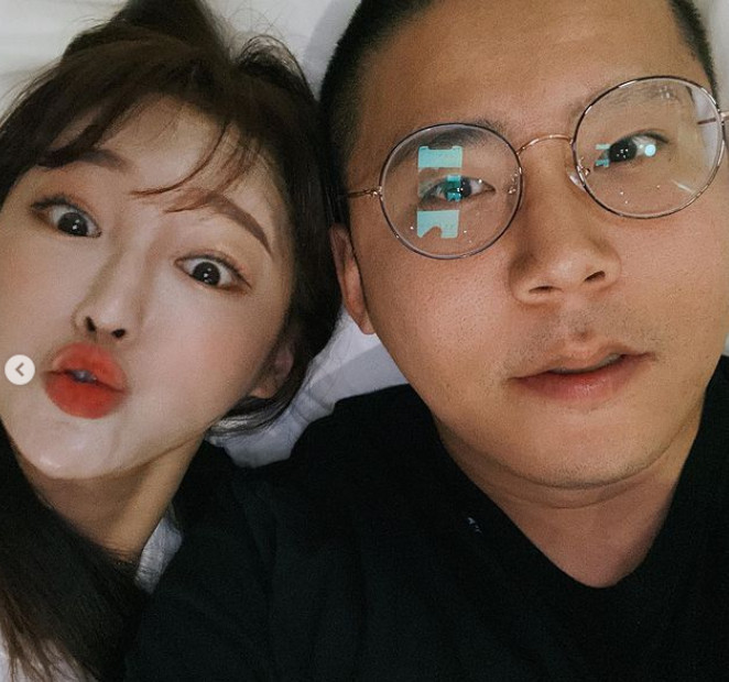 아프리카 BJ 철구(오른쪽)가 다시 외질혜와의 이혼을 선언했다. /사진=외질혜 인스타그램