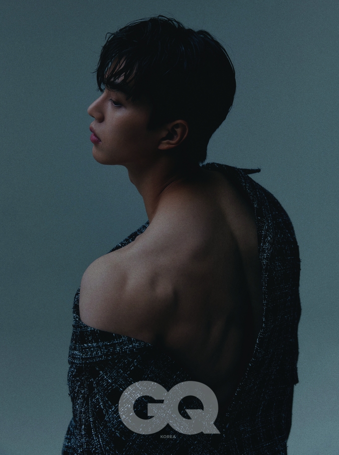 ©지큐(GQ)