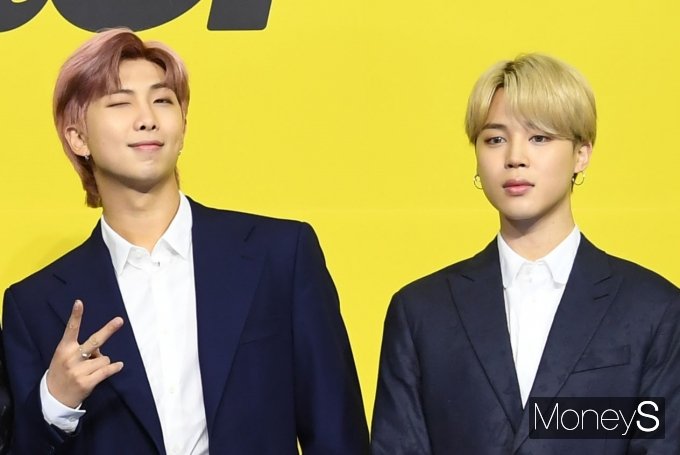 방탄소년단 멤버 RM(왼쪽)과 지민이 서울 용산구 한남동 최고급 주택 나인원한남을 최근 매입한 것으로 알려졌다. /사진=장동규 기자
