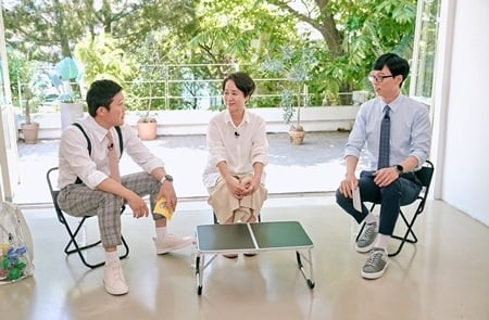배우 윤여정의 동생 윤여순이 '유퀴즈 온 더 블럭'에 출연한다. /사진=tvN 제공