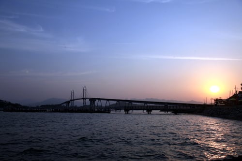 강진 가우도 출렁다리 해넘이/홍기철기자