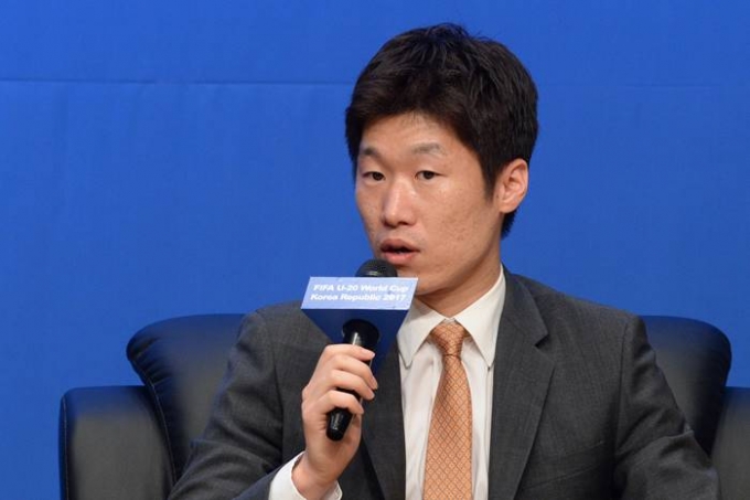 지난 7일 췌장암으로 별세한 유상철 전 인천 유나이티드 감독 장례식에 참석하지 못했던 박지성 전북 현대 어드바이저./사진=뉴스1