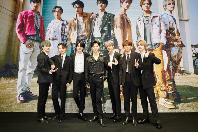 유안타증권은 15일 에스엠에 대해 투자의견 '매수'를 유지하고 목표주가를 8만4000원으로 상향 조정했다. 사진은 에스엠 소속 보이그룹 NCT드림./사진=에스엠