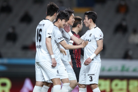 지난 3월17일 K리그1 5라운드 서울FC 전  광주FC 김주공이 득점 세리머니를 펼치고 있다./사진=한국프로축구연맹