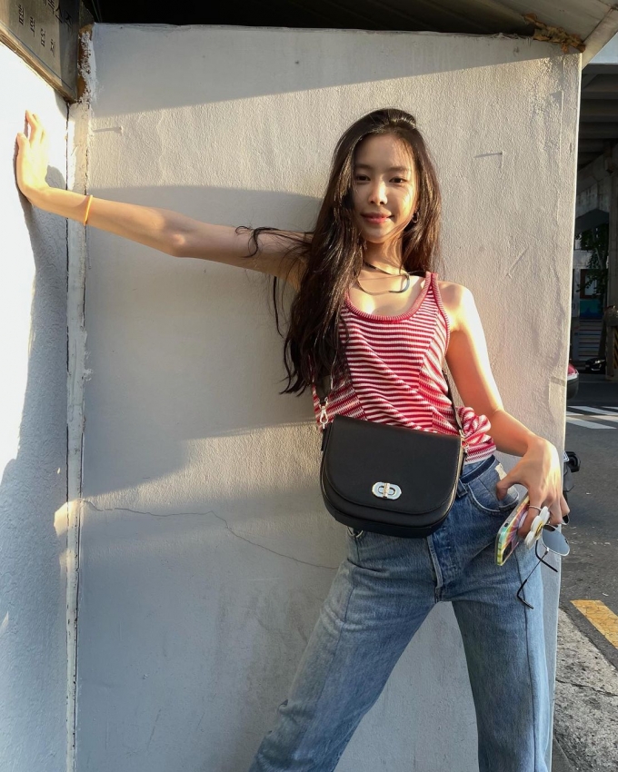 /사진=손나은 인스타그램