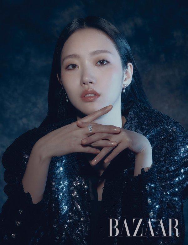 ☆화보] 김고은, 밤의 뮤즈의 탄생 '고혹美' - 머니S