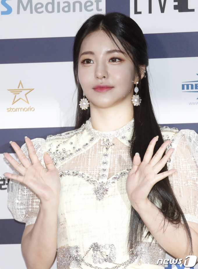 [사진] 브브걸 유정, 너무 예쁜 꼬북좌