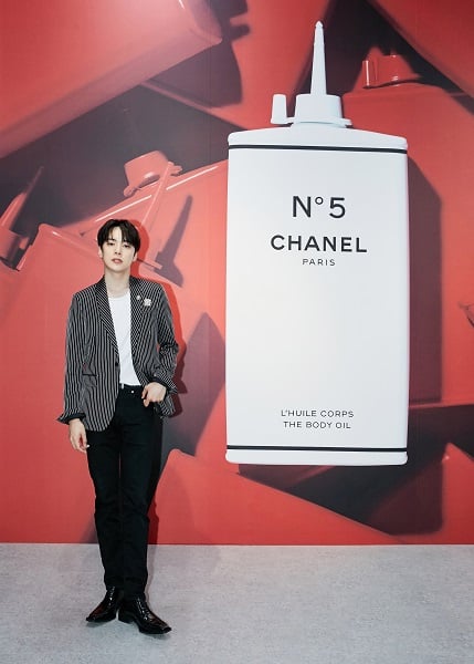 샤넬이 샤넬 팩토리 5(CHANEL FACTORY 5) 팝업 스토어 오프닝 행사를 지난 6월 28일 성수동 S FACTORY(에스팩토리)에서 성료했다고 2일 밝혔다./사진제공=샤넬팩토리5